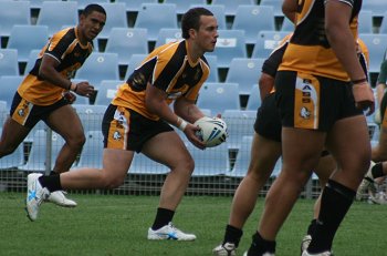 NSWCHS UNI SHIELD Grand Final Endeavour SHS v Bass HS action (Photo's : ourfootymedia)