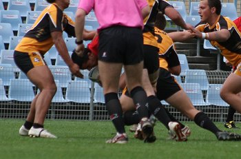 NSWCHS UNI SHIELD Grand Final Endeavour SHS v Bass HS action (Photo's : ourfootymedia)