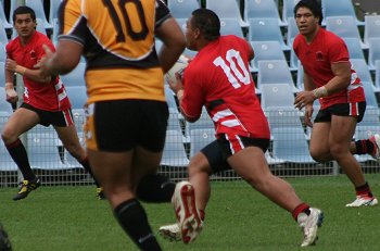 NSWCHS UNI SHIELD Grand Final Endeavour SHS v Bass HS action (Photo's : ourfootymedia)