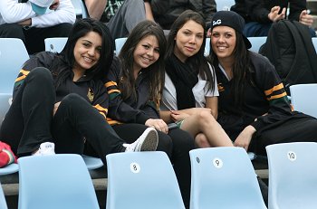 NSWCHS UNI SHIELD Grand Final Endeavour SHS v Bass HS action (Photo's : ourfootymedia)