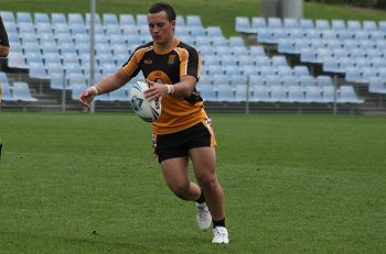 NSWCHS UNI SHIELD Grand Final Endeavour SHS v Bass HS action (Photo's : ourfootymedia)