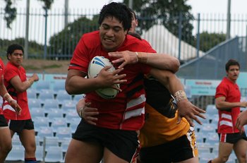 NSWCHS UNI SHIELD Grand Final Endeavour SHS v Bass HS action (Photo's : ourfootymedia)