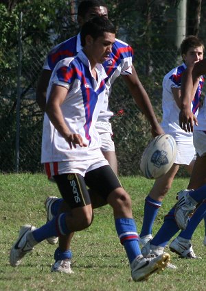 Sydney NORTH v Sydney EAST CHS UNDER 15's Trials action ( Photo : ourfootymedia)