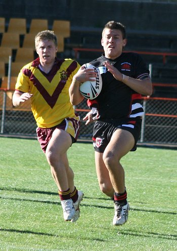 Endeavour SHS v Holy Cross College - ARL Schoolboys Cup Action (photo :ourfootymedia)