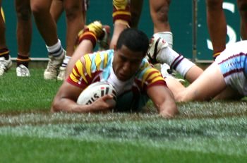 Moseses Fotuaika dives in for a great try - 2010 ARL SCHOOLBOYS CUP - Grand Final - Keebra Park v The Hills @ SunCorp Stadium (Photo : ourfootymedia)