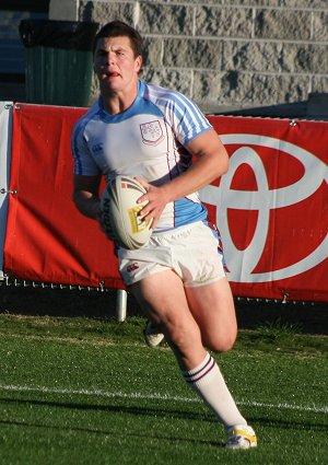 Gerard McCallum run the footy for Hills - The HILLS SHS v St. GREG'S College - Rnd 3 ARL Schoolboys Cup action (Photo's : ourfootymedia) 