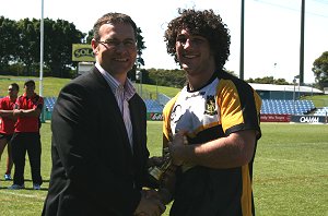 Brendan SANTI with Mr. David Hill from the NRL (Photo : OurFootyMedia) 