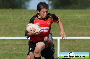 Michael Buettner Shield action - Illawarra Sports High School v Matraville Sports High School (Photo's : OurFootyMedia) 