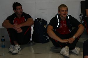 AIS team at the Sydney Airport (Photo : ourfootymedia)