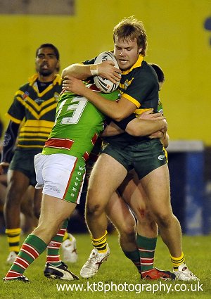 Heath McIlveen gets caught - Australian Institute of Sport v Warrington Wolves Academy (Photo : KT8 Photography) 