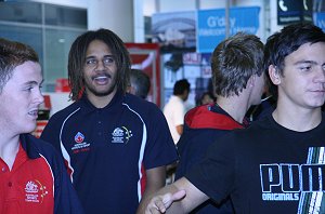 AIS arrive home (Photo : OurFootyMedia)