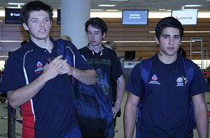 AIS arrive home (Photo : OurFootyMedia)