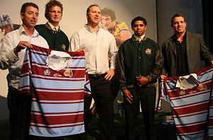 Greg Alexander, Tim Auremi, Paul Sironen, Albert Kelly & Danny Buderus pose for the camera's ( Photo's : ourfooty media ) 