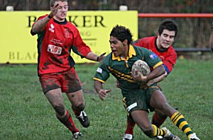 Chris Sandow in action agaist Wales on the '06 Schoolboys Tour (Photo : ourfooty media)