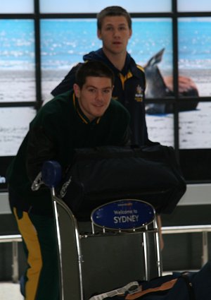 Australian Schoolboys arrive in Sydney (Photo : ourfootymedia) 