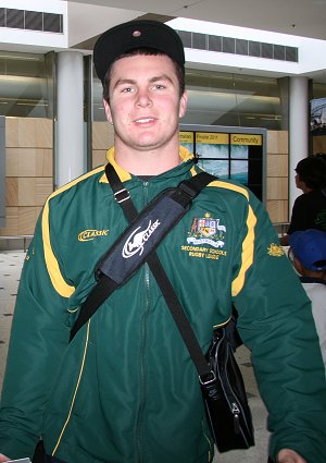 Australian Schoolboys arrive in Sydney (Photo : ourfootymedia) 