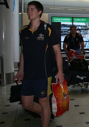 Australian Schoolboys arrive in Sydney (Photo : ourfootymedia) 