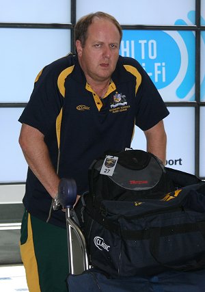 Australian Schoolboys arrive in Sydney (Photo : ourfootymedia) 