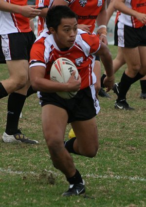 ASSRL 2010 day 1 U 18 action NT v SA (Photo : ourfootymedia)