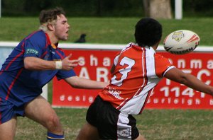 ASSRL 2010 day 1 U 18 action NT v SA (Photo : ourfootymedia)