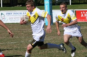 ASSRL 2010 Day 5 U18 Schoolboys Action SA v WA (Photo : ourfootymedia)