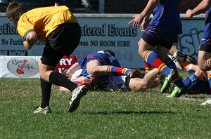 ASSRL 2010 Day 5 U18 Schoolboys Action SA v WA (Photo : ourfootymedia)