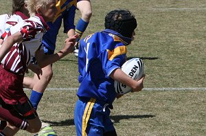 Classic Shield '09 Grand Final ACTION - MURRUMURRAH PS v RUTHERFORD PS (Photo 's : ourfootymedia)