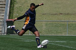 Fraser Masinamua kicks 1 of his 6 grand final goals - Buckley Shield Grand Final - Westfields SHS Vs Matraville SHS ( Photo : ourfooty media)