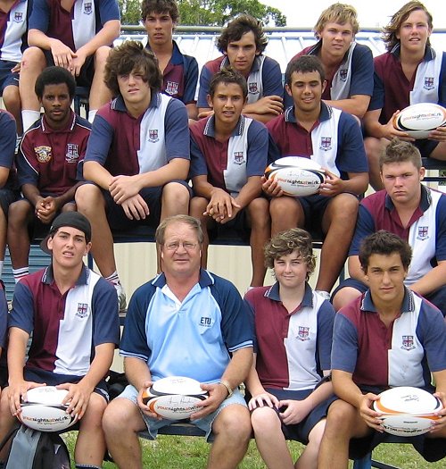 Tommy talks footy with the Mackay SHS Academy boys 